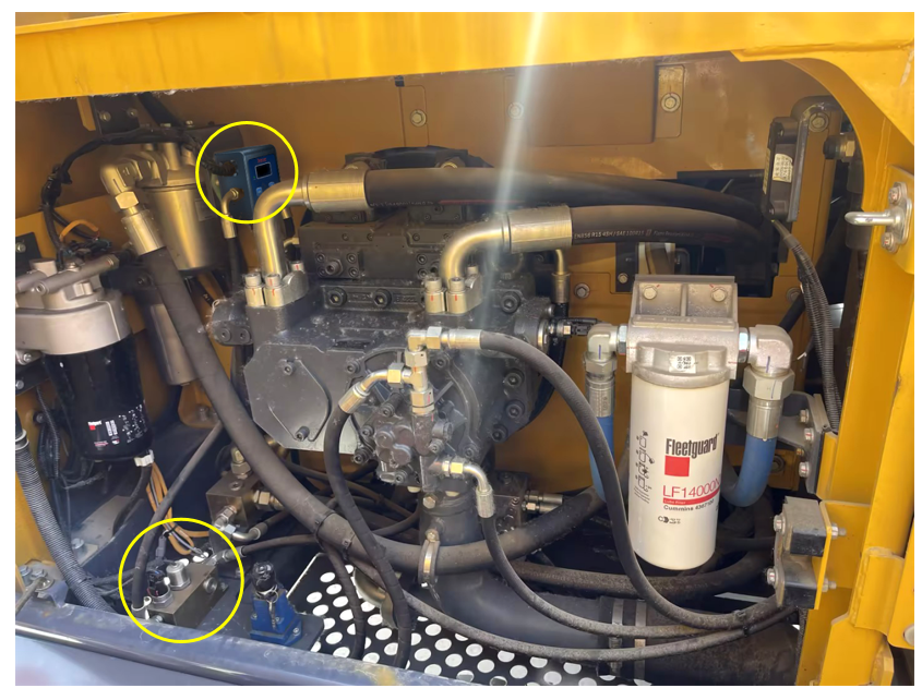 大型挖掘機油液在線監測應用案例 圖1.png